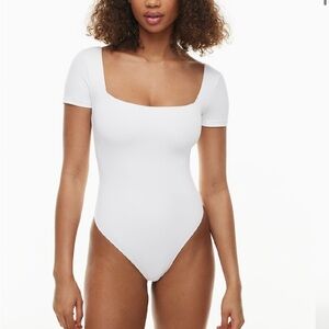 Aritzia Babaton White Square Neck Bodysuit